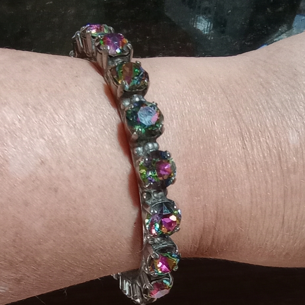 Sorrelli Riveting Romance Volcano Crystal Cuff Bracelet